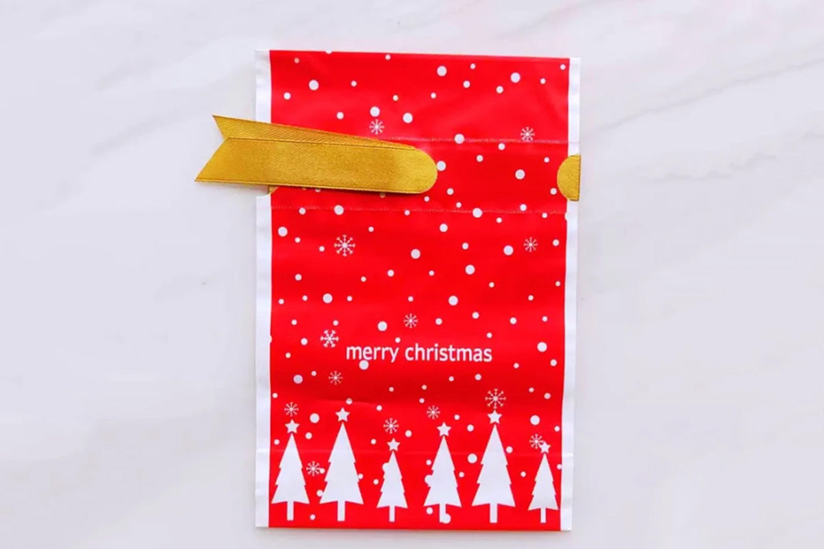 50Pcs Christmas Candy Treat Bags Gift Wrapping Drawstring Bags for Holiday Party