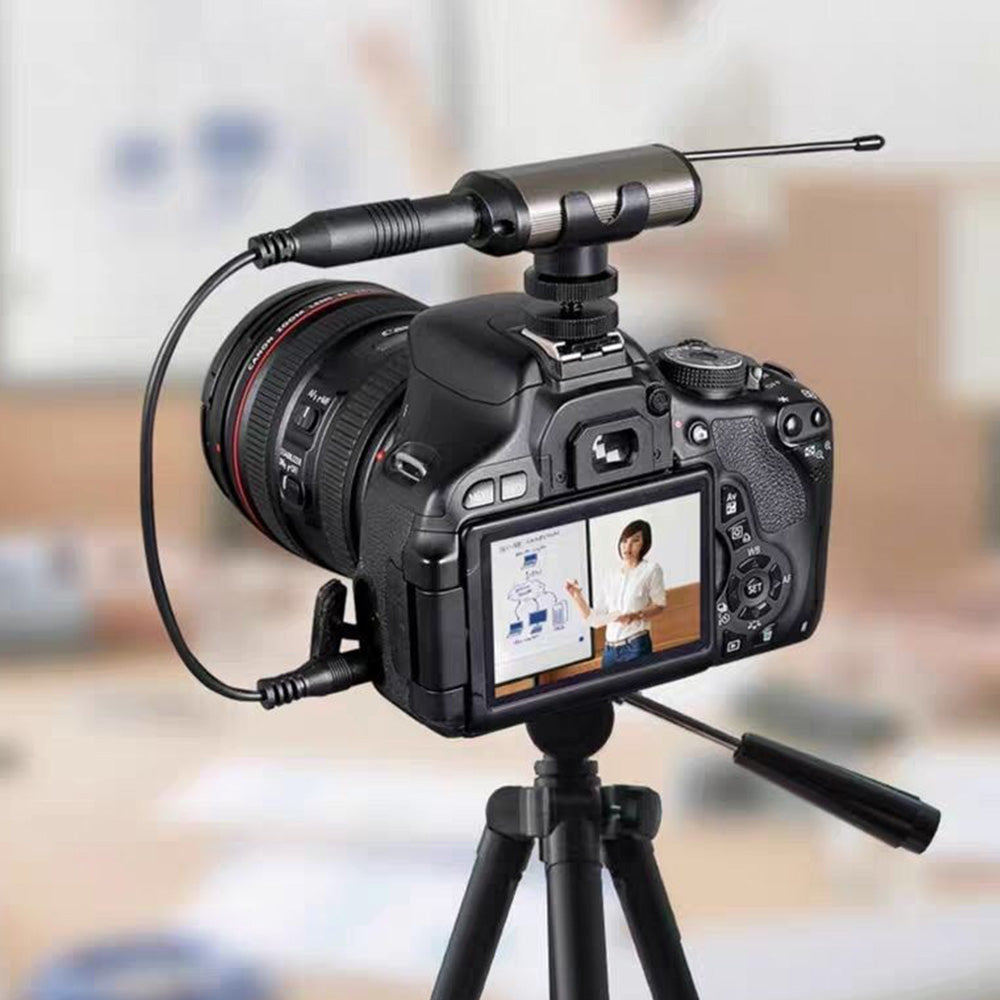 Wireless Lavalier Microphone with UHF System for Clear Audio Recording
