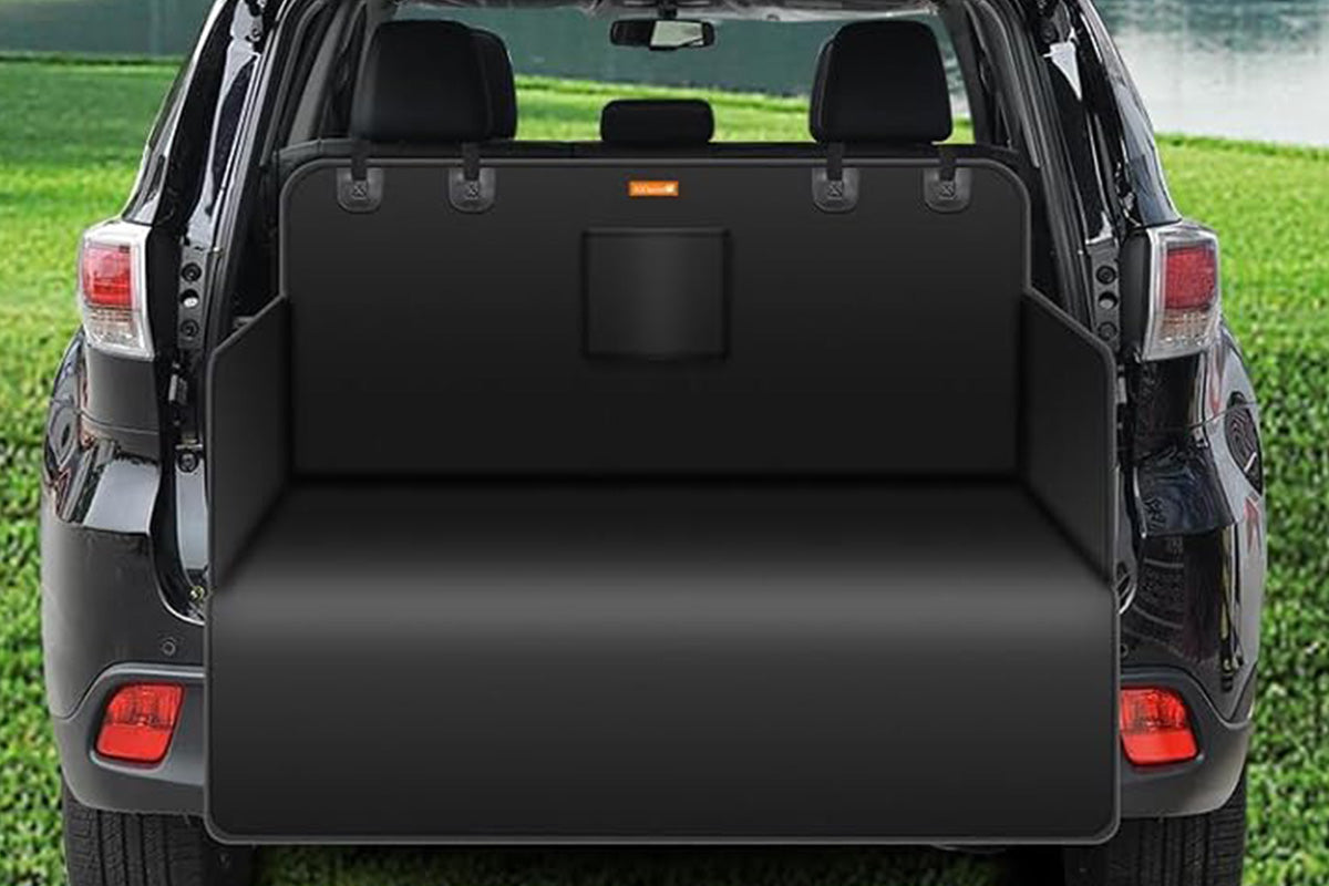 Waterproof Car Trunk Liner for Pets Anti-Slip Scratch-Resistant Dog Cargo Mat