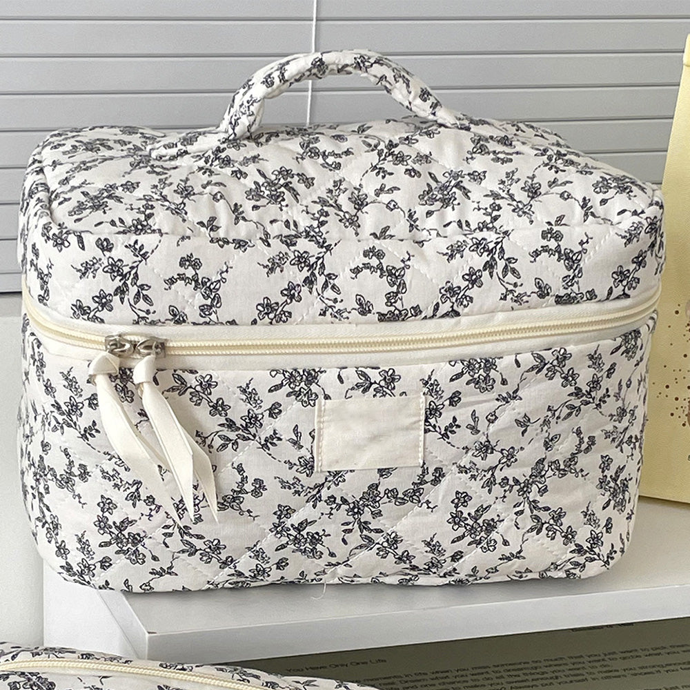 Portable Floral Pattern Cosmetic Bag Makeup and Toiletry Storage Organizer with Handle