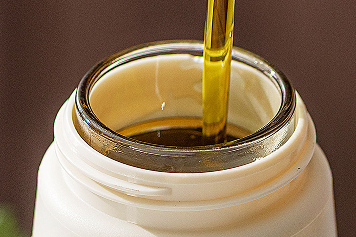 Press Automatic Opening and Closing Oil Bottle 470ml Kitchen Sauce Bottle