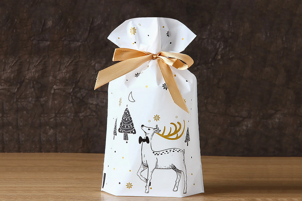 50Pcs Christmas Candy Treat Bags Gift Wrapping Drawstring Bags for Holiday Party