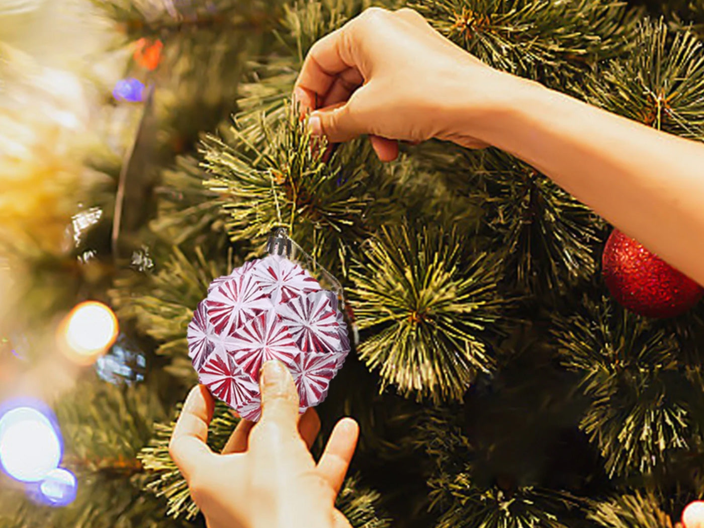 9pcs Christmas Ball Ornaments for Xmas Tree Hanging Ball Ornament Decorations