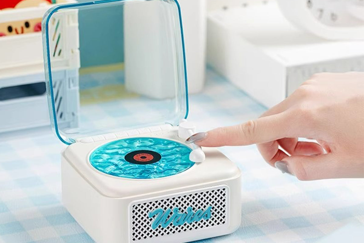 Record Player Shaped Bluetooth Speaker White Noise Projection Lamp