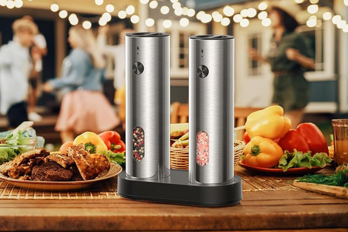 2Pcs Salt and Pepper Grinder Set Stainless Steel Salt and Pepper Shakers for Kitchen