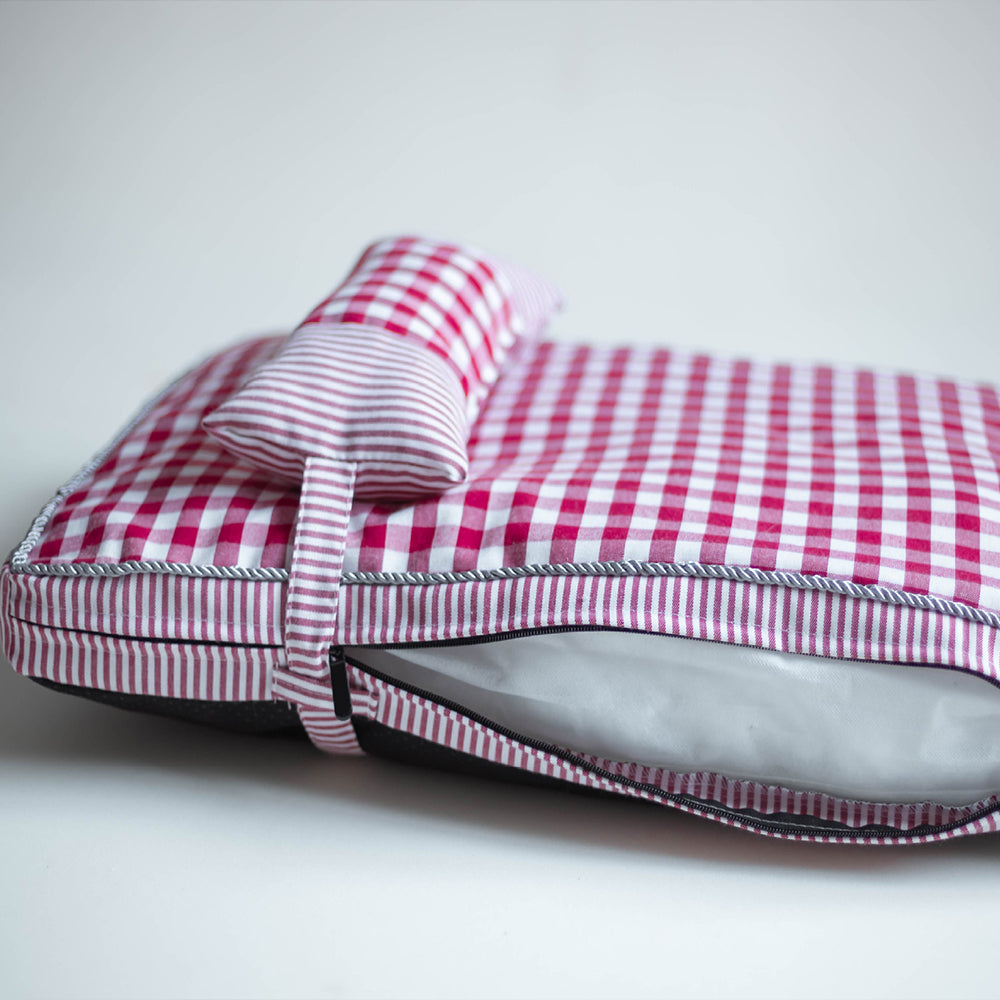 Plaid Pattern Removable Rectangular Pet Bed Sofa With Pillow