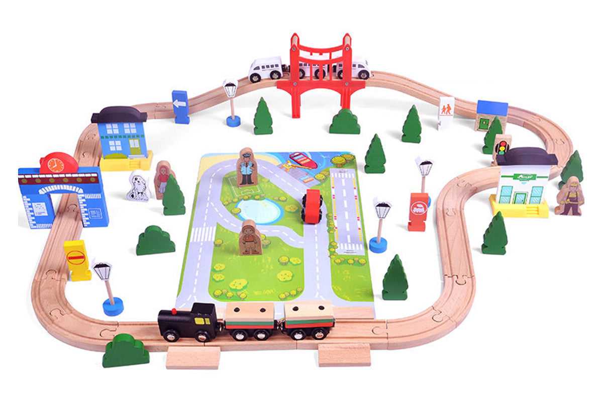 Wooden Train Set Wooden Tracks Expandable Changeable for 6 Years Old Girls Boys
