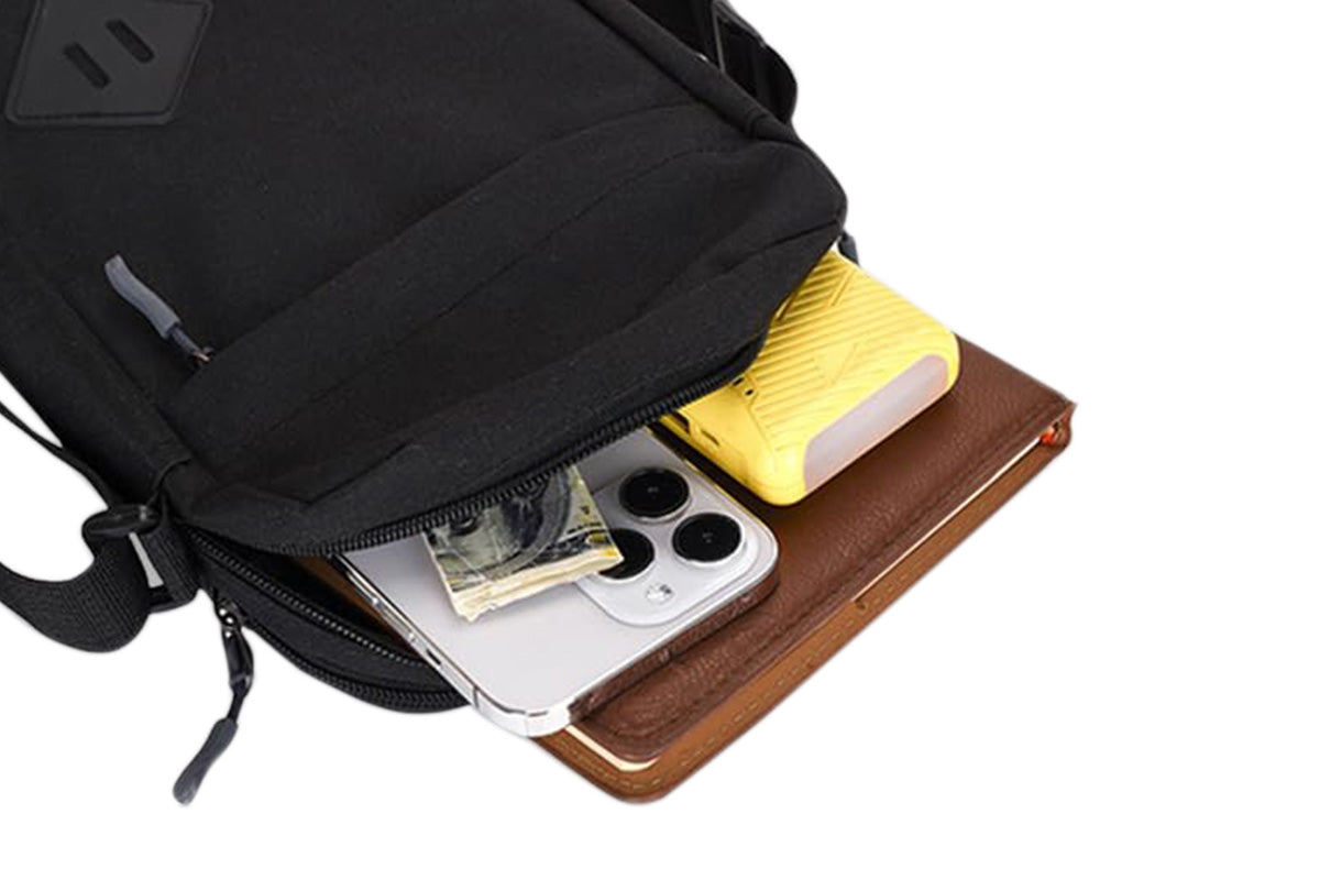 Men's Oxford Crossbody Shoulder Bag with Adjustable Strap and Multi-Pocket Messenger Design