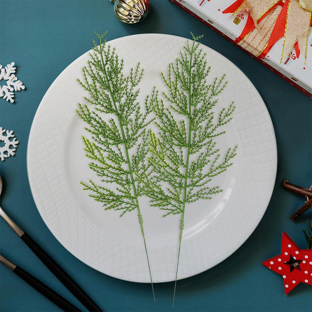50Pcs Artificial Green Pine Needles Branches Plastic Pine Twigs Stems Picks