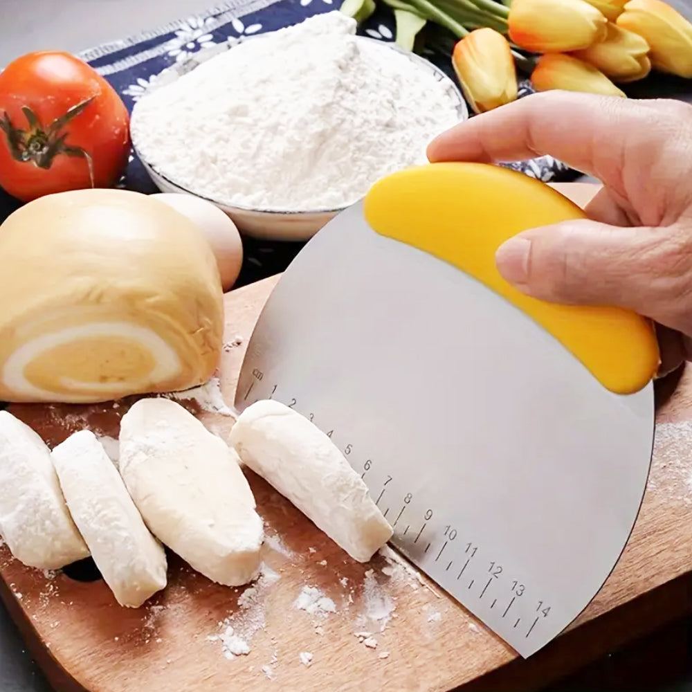 16x11.8cm Stainless Steel Dough Scraper with Measuring Scale