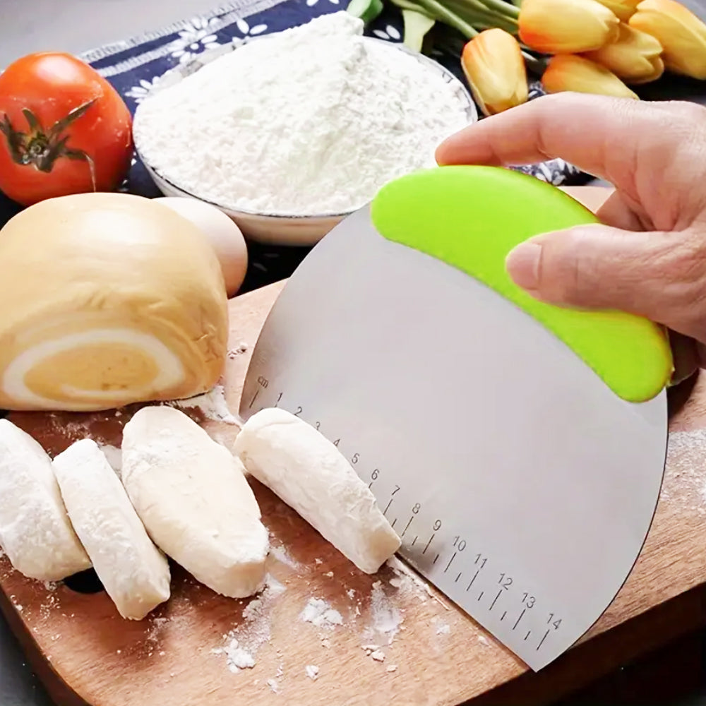 16x11.8cm Stainless Steel Dough Scraper with Measuring Scale