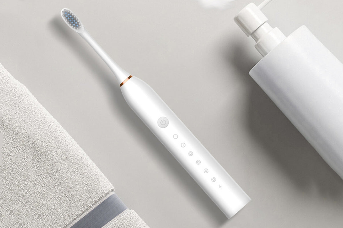 Couple's Electric Toothbrush Set with Travel Case -White and Pink