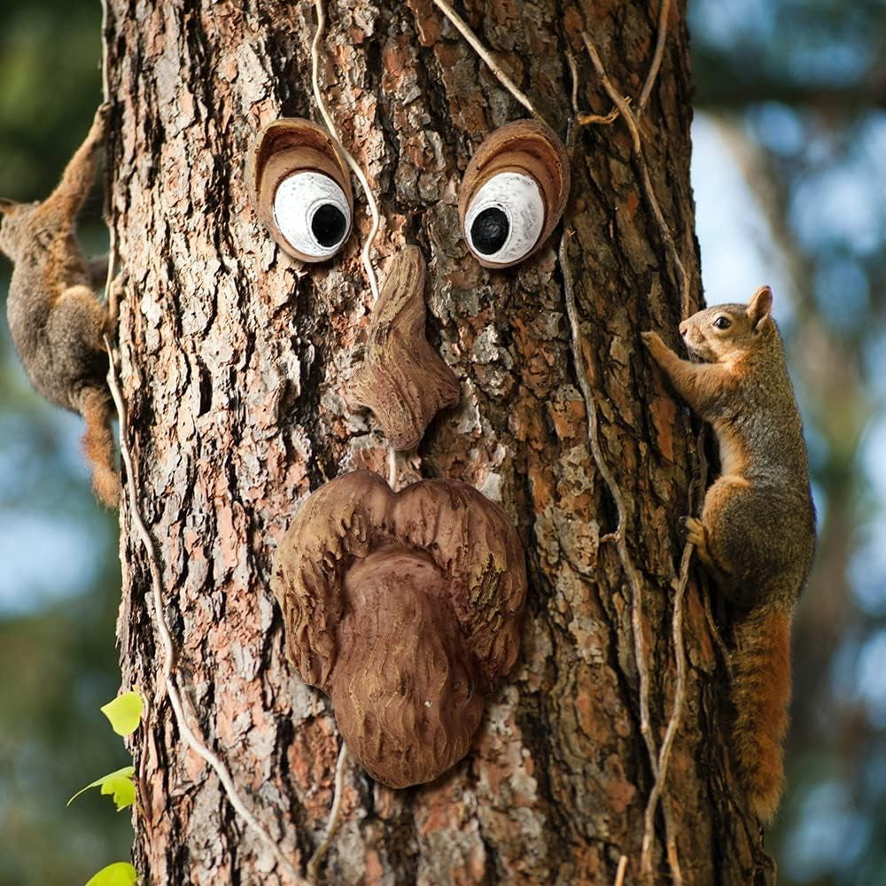 4Pcs Outdoor Statues Old Man Tree Hugger Bark Ghost Face Decoration
