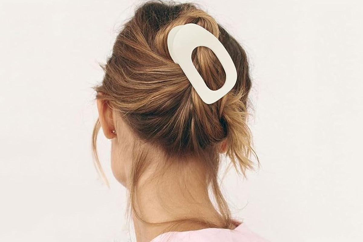 4-Piece Flat Hair Claw Clips Set for Women Strong Hold Styling