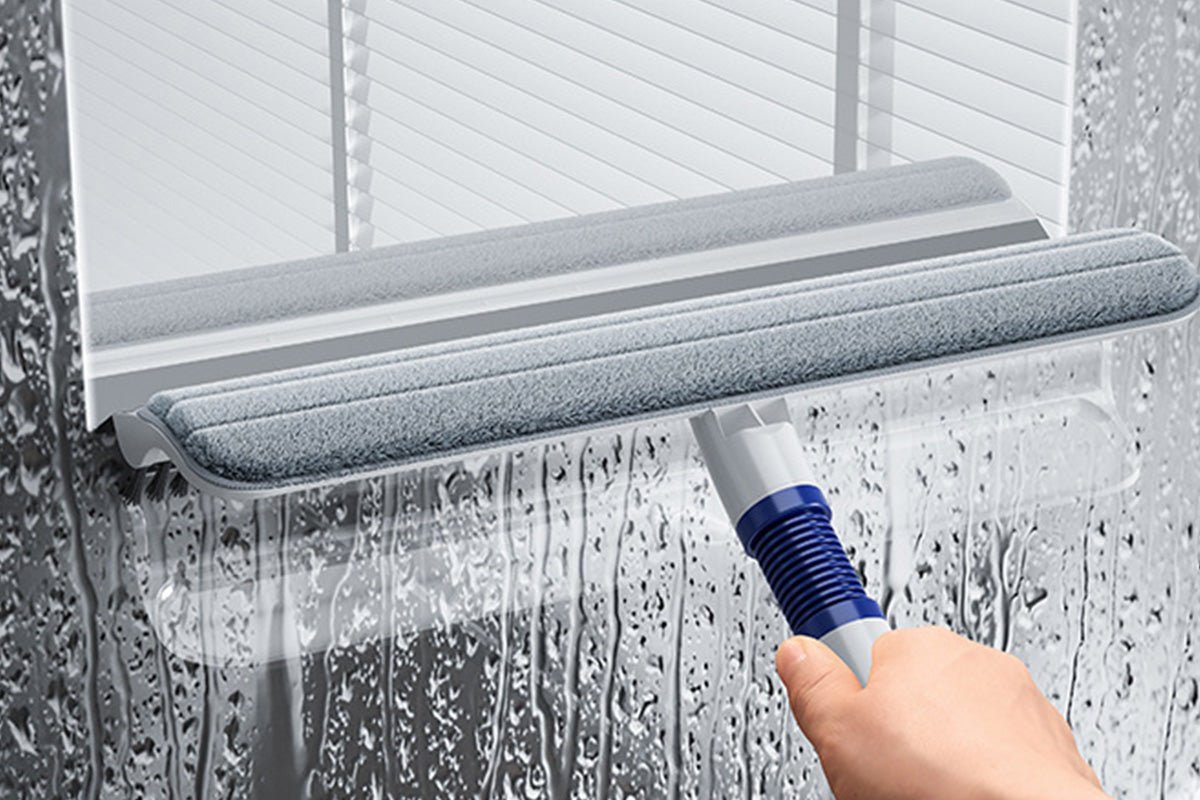 4-In-1 Spray Mop Window Cleaning Kit Window Cleaner with 3 Mop Pads