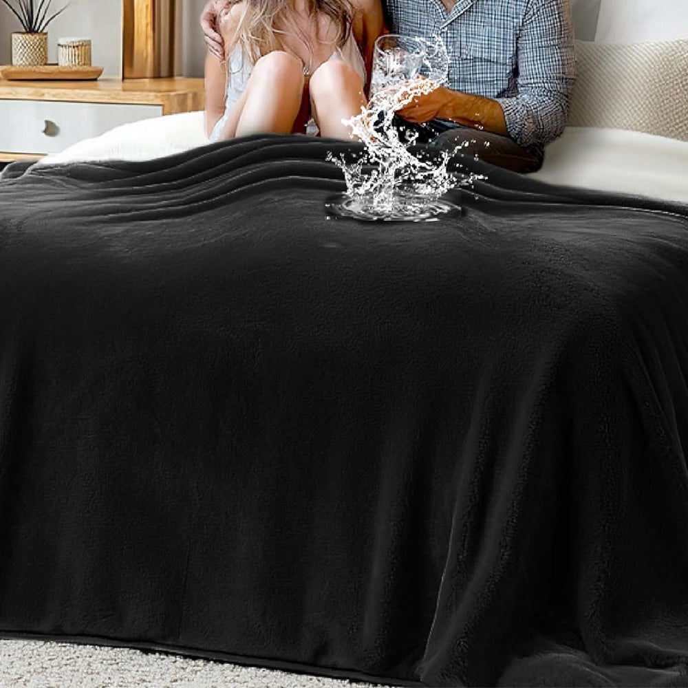 Water-Resistant Reversible Flannel Blanket Machine-Washable for Bed Sofa Camping-Black