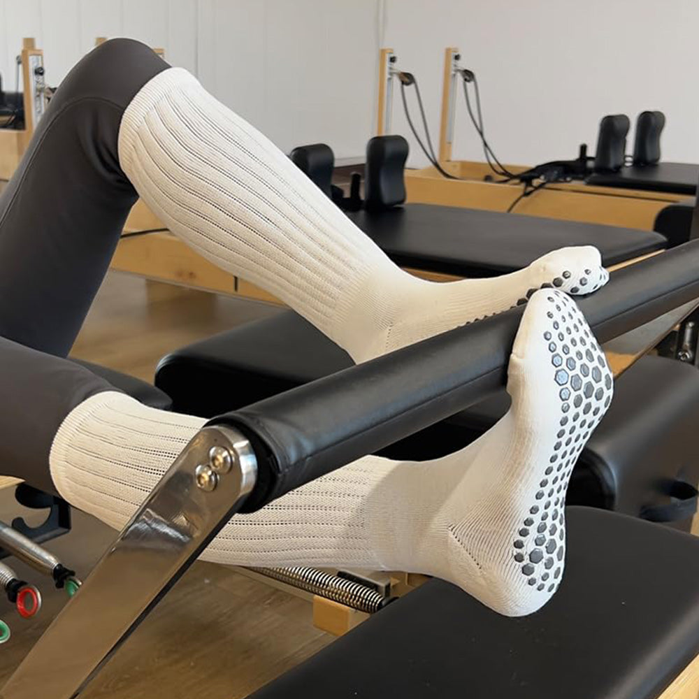 3 Pairs Knee-High Non-Slip Yoga Socks with Grips for Pilates Dance Barre