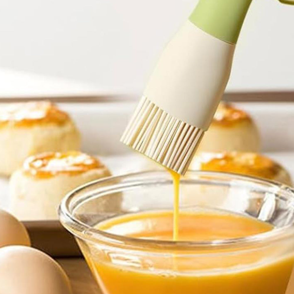 2Pcs Oil Dispenser Bottle with Heat Resistant Brush for Kitchen BBQ Baking Cooking