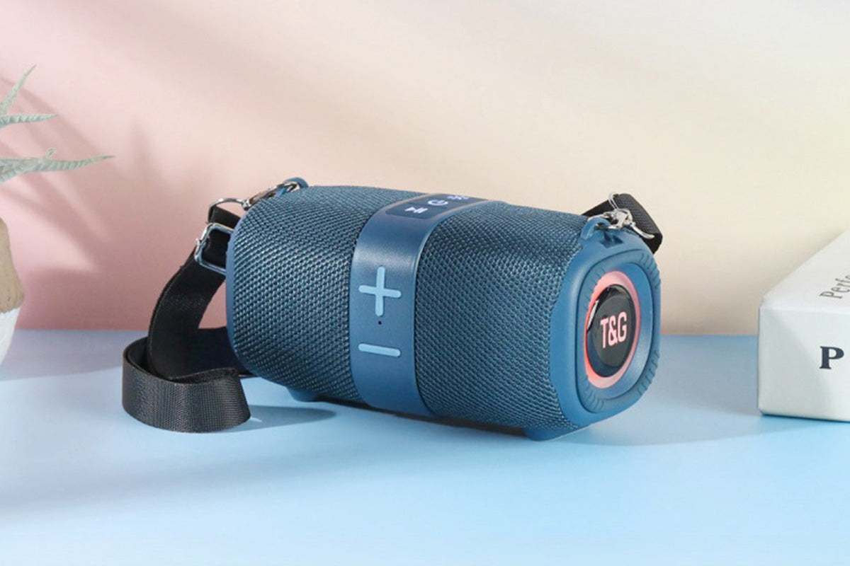 Portable Bluetooth Speaker, Portable Speaker, Bluetooth Speakers Wireless, LED Light Speaker Speakers Wireless Speaker with TF AUX FM for Shower Pool Party