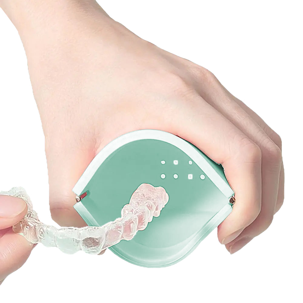 2Pcs 2 in 1 Portable Silicone Denture Retainer Storage Case
