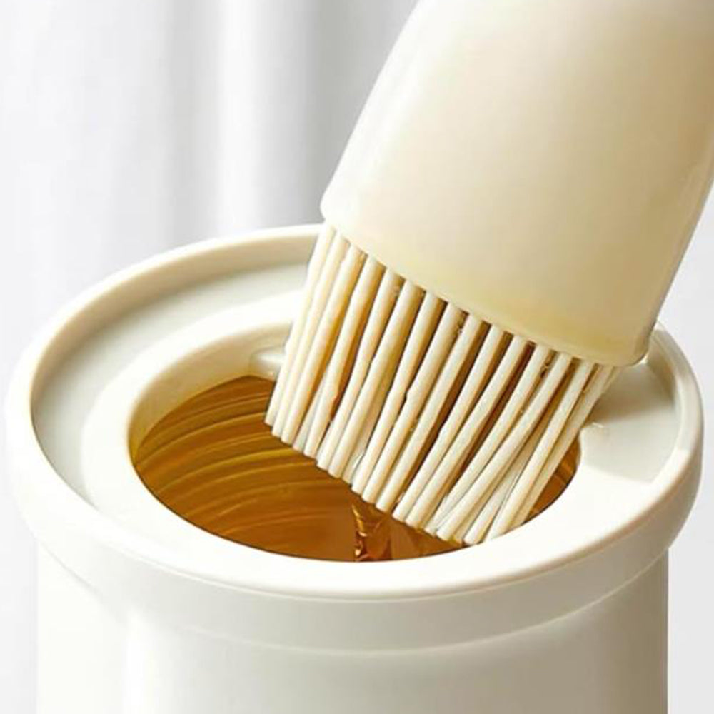 2Pcs Oil Dispenser Bottle with Heat Resistant Brush for Kitchen BBQ Baking Cooking