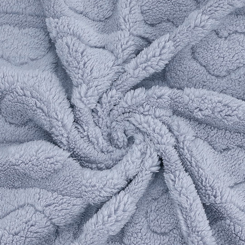 Heart Checkered Blanket Soft Polyester Blanket for Bed and Travel