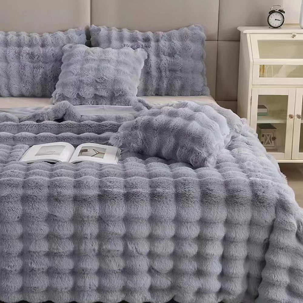 Double-sided Fuzzy Blanket