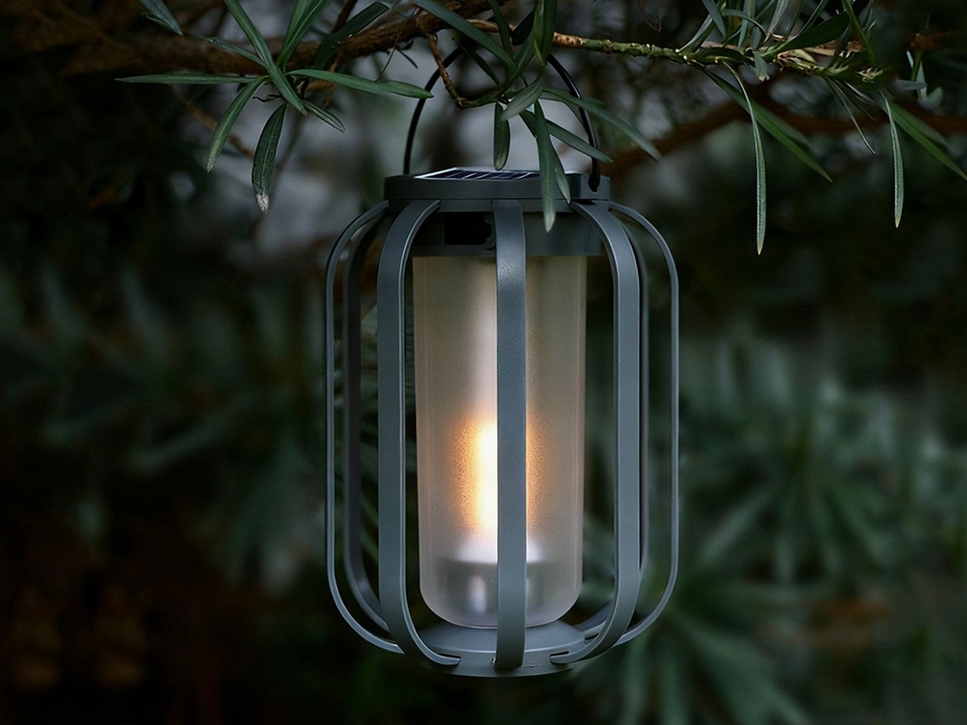 Solar Lantern with Tripod Flickering Flame Solar Outdoor Lights 4 Lighting Modes