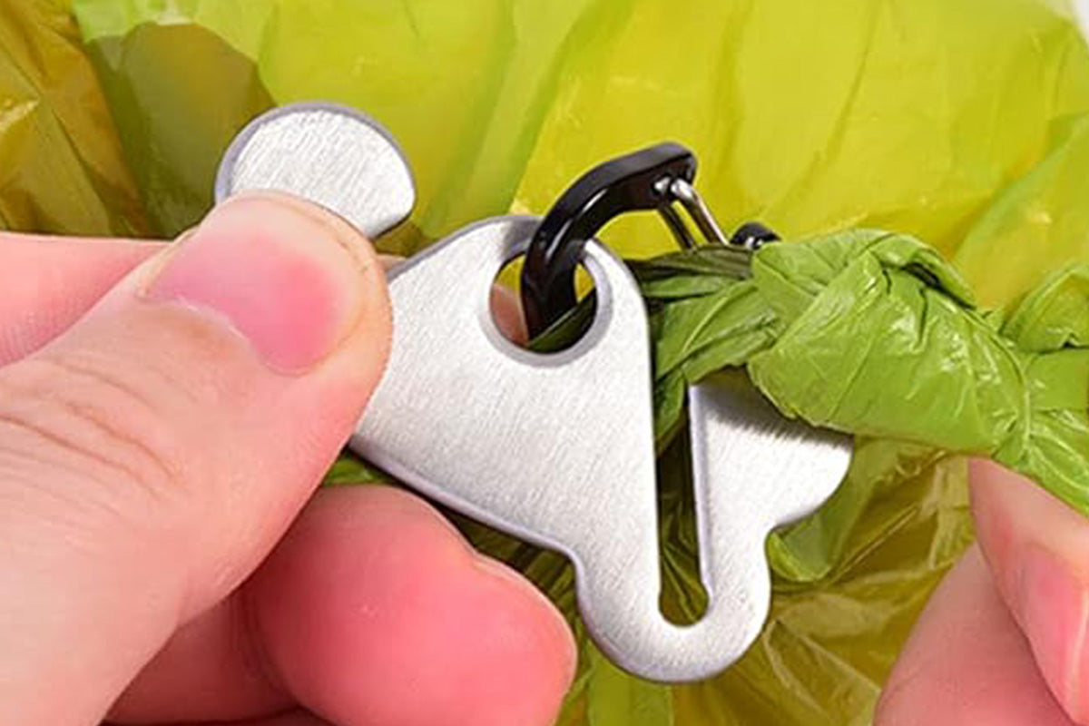 2PCS Metal Dog Poop Bag Holder Clip for Leash Hands Free Waste Disposal