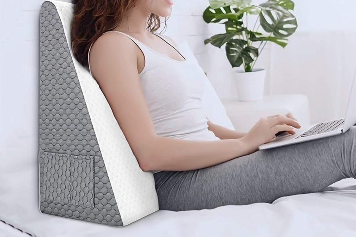 Vacuum Packed Wedge Pillow Triangular Cushion for Sleeping and Support