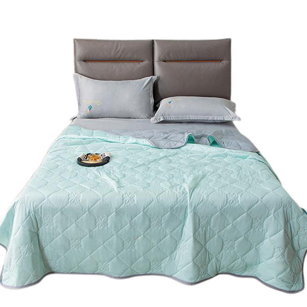 Summer Cooling Blanket Lightweight Soft Cooling Comforter Quilt Throw for Hot Sleepers