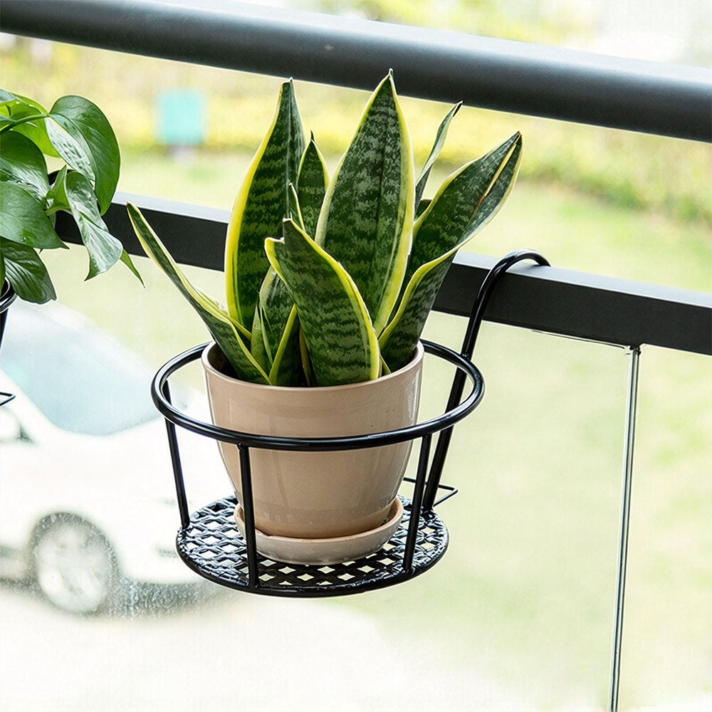 3 Pack Rust Resistant Iron Hanging Plant Pot Baskets for Railings Gardens