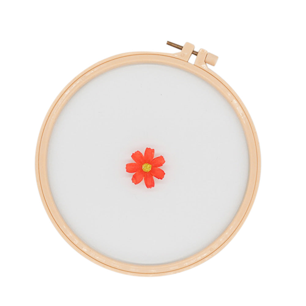 6 PCS Embroidery Hoops with 16 Needles Plastic Cross Stitch Hoops for Crafts