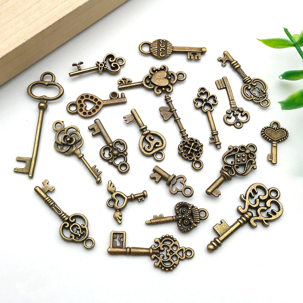 100 Pack Vintage Key Charms Antique Style Bronze Brass for DIY Jewelry Pendant