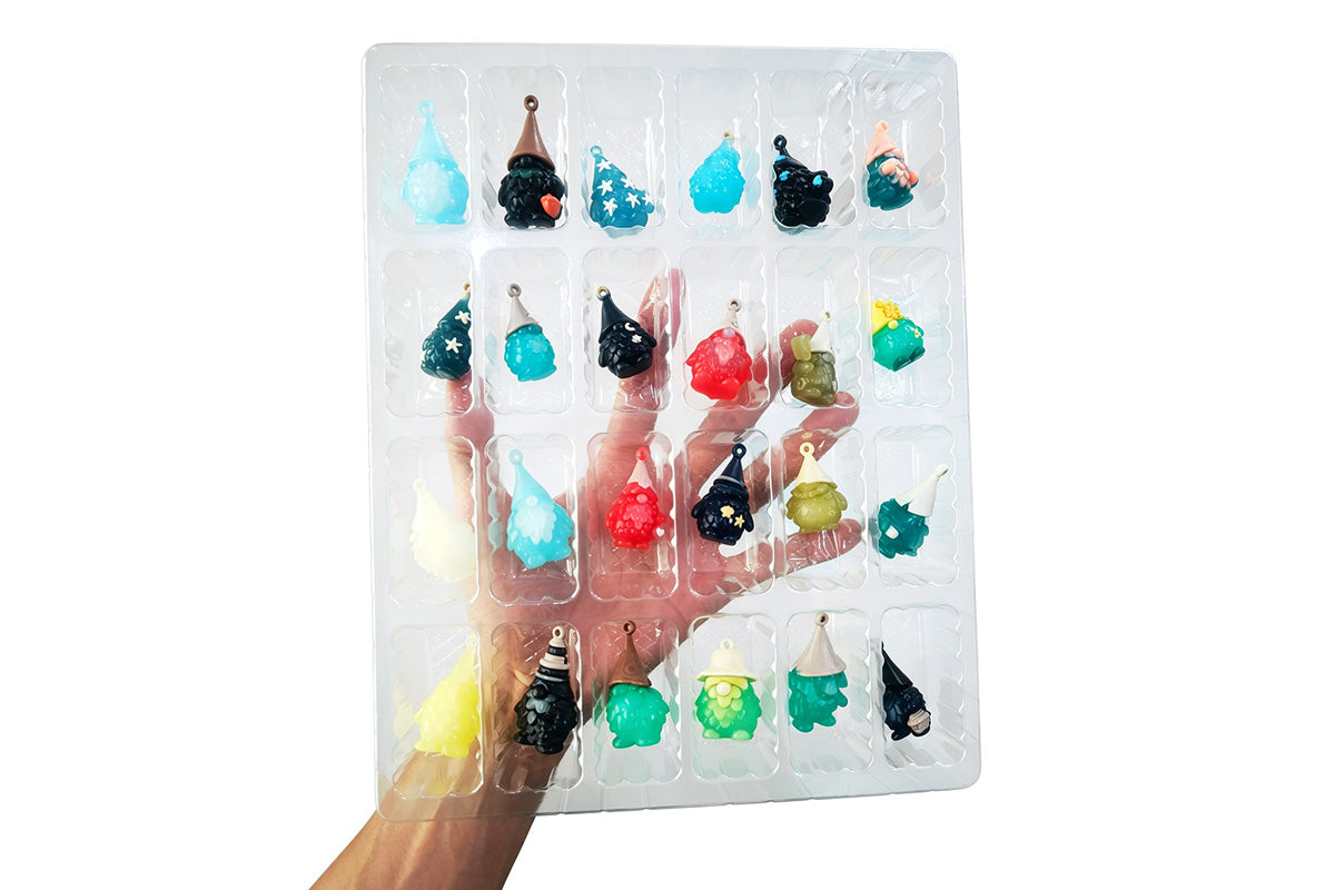24 Days Christmas Advent Calendar Sea Glass Effect PVC Gnome Tree Decorations