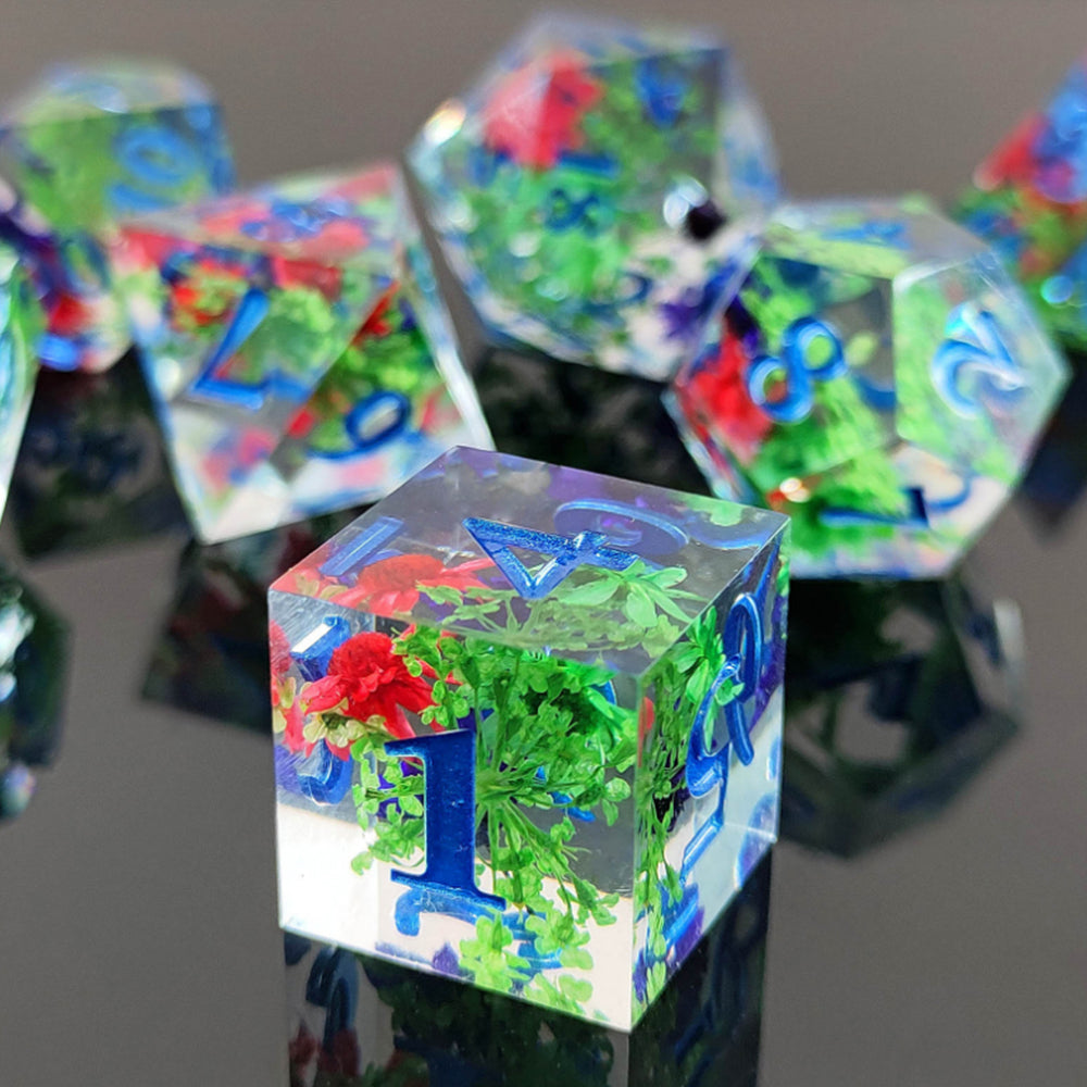 Enchanted Starlight 7 Dice Precision Edged Set for RPG DND Tabletop Game