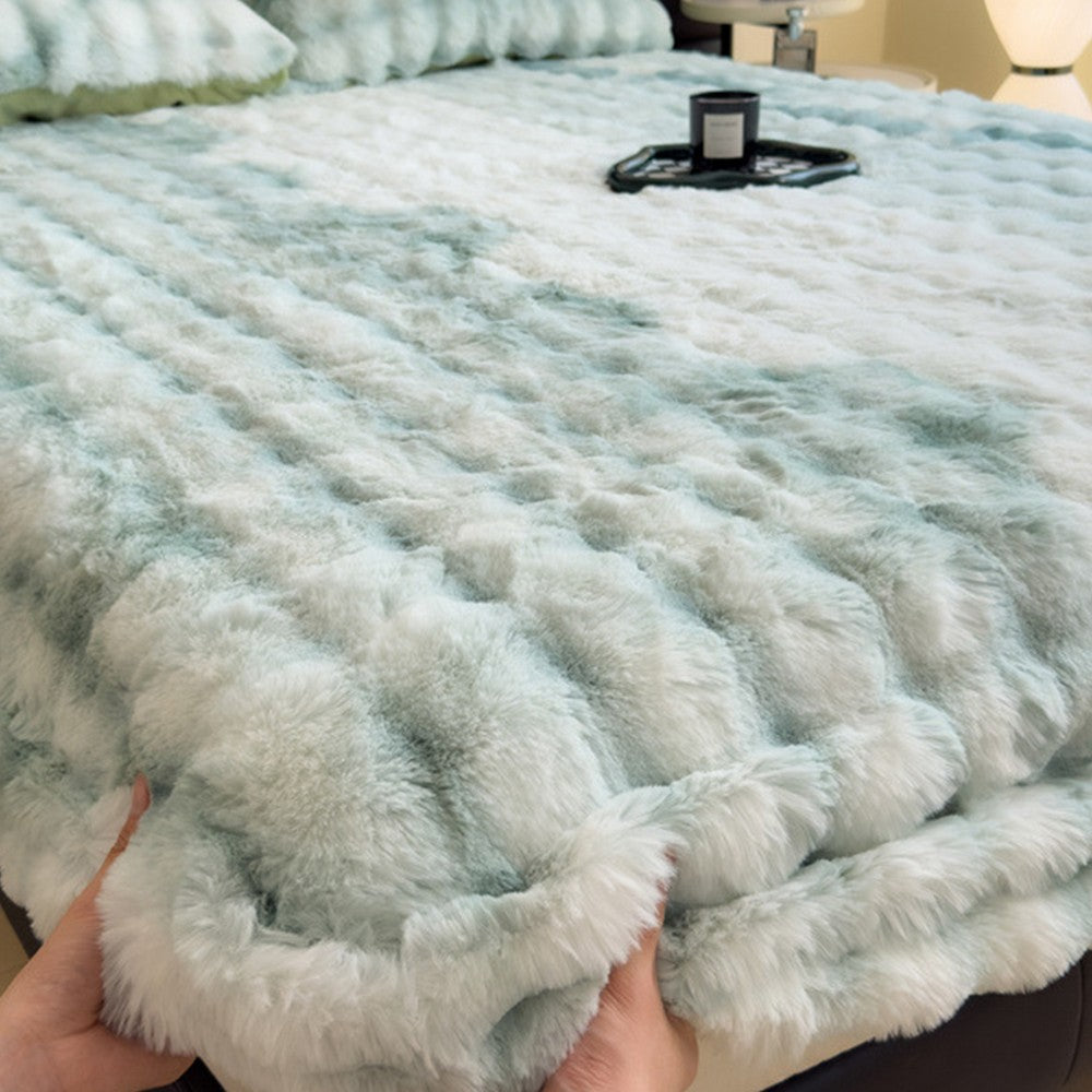 Faux Fur Fitted Sheet with Pillowcases-Green