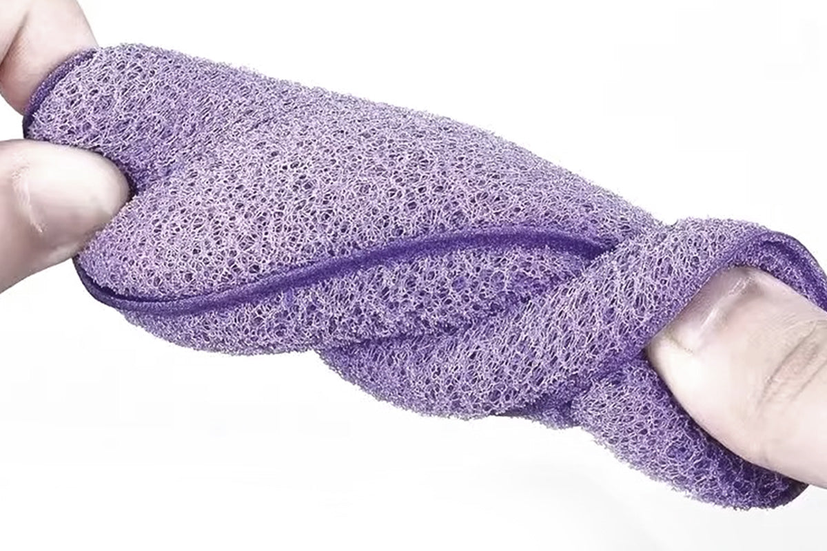 4 Pack Glove Style Facial Cleansing Sponges