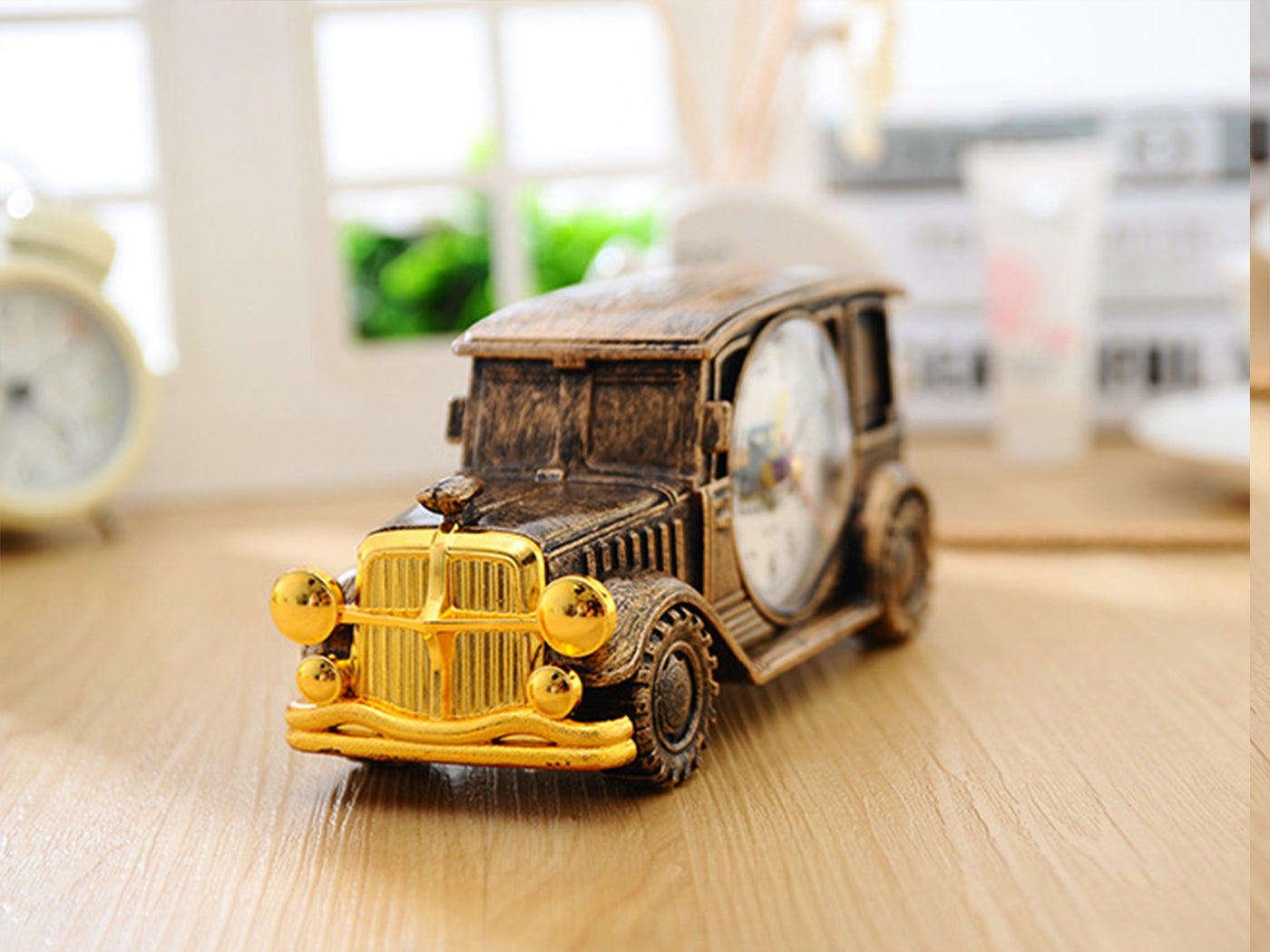 Vintage Car Retro Desk Clock Analog Digital Timepiece for Home and Office