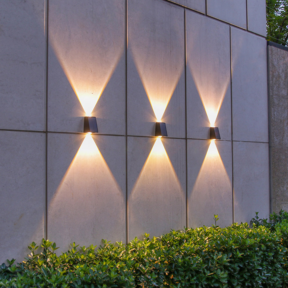 Solar Wall Light Up and Down Outdoor Water Resistant Landscape Light Fence Yard Lamp