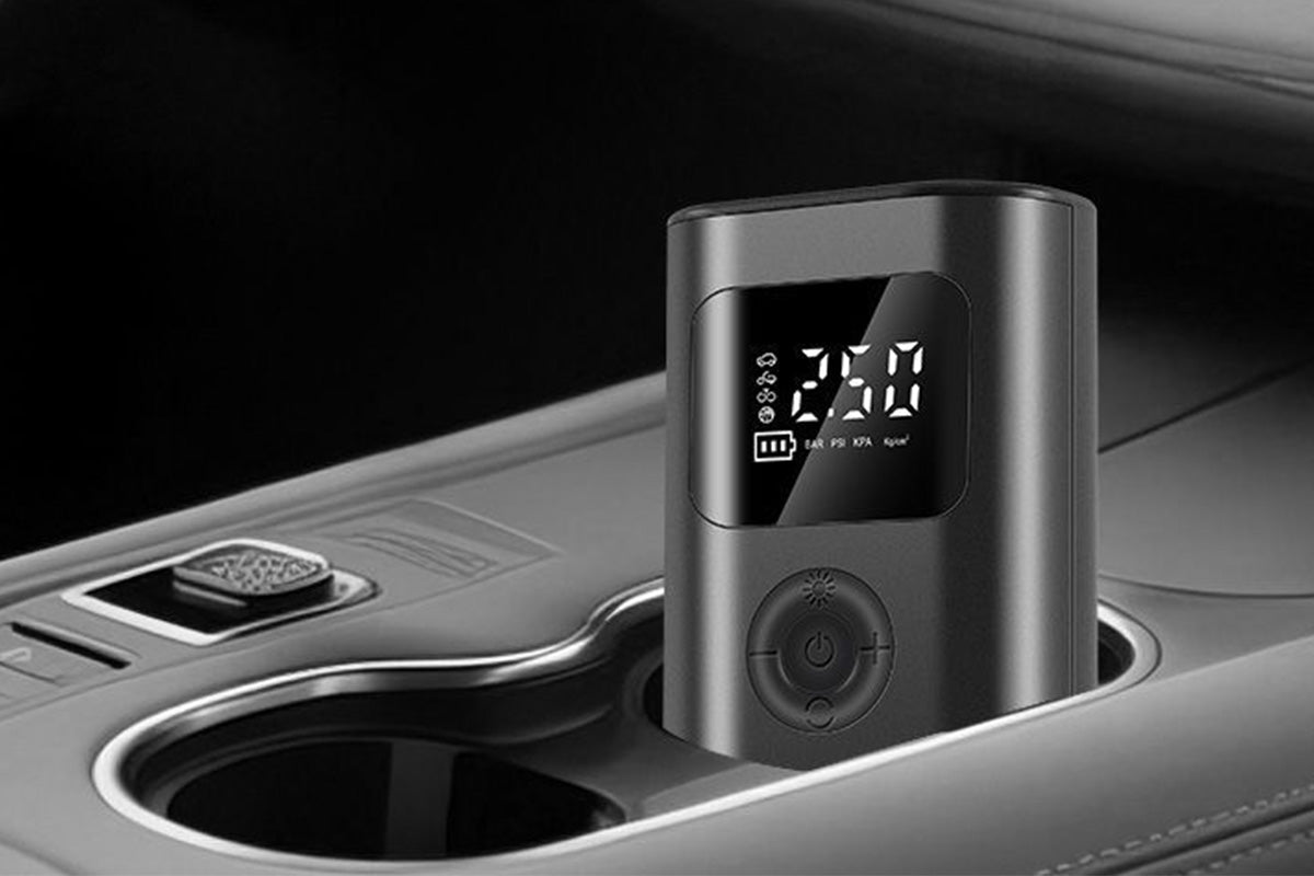 Dual Power Cordless Wired Air Pump with Preset Modes Car Tire Inflator Tire Inflator Car Tire Pump with Light