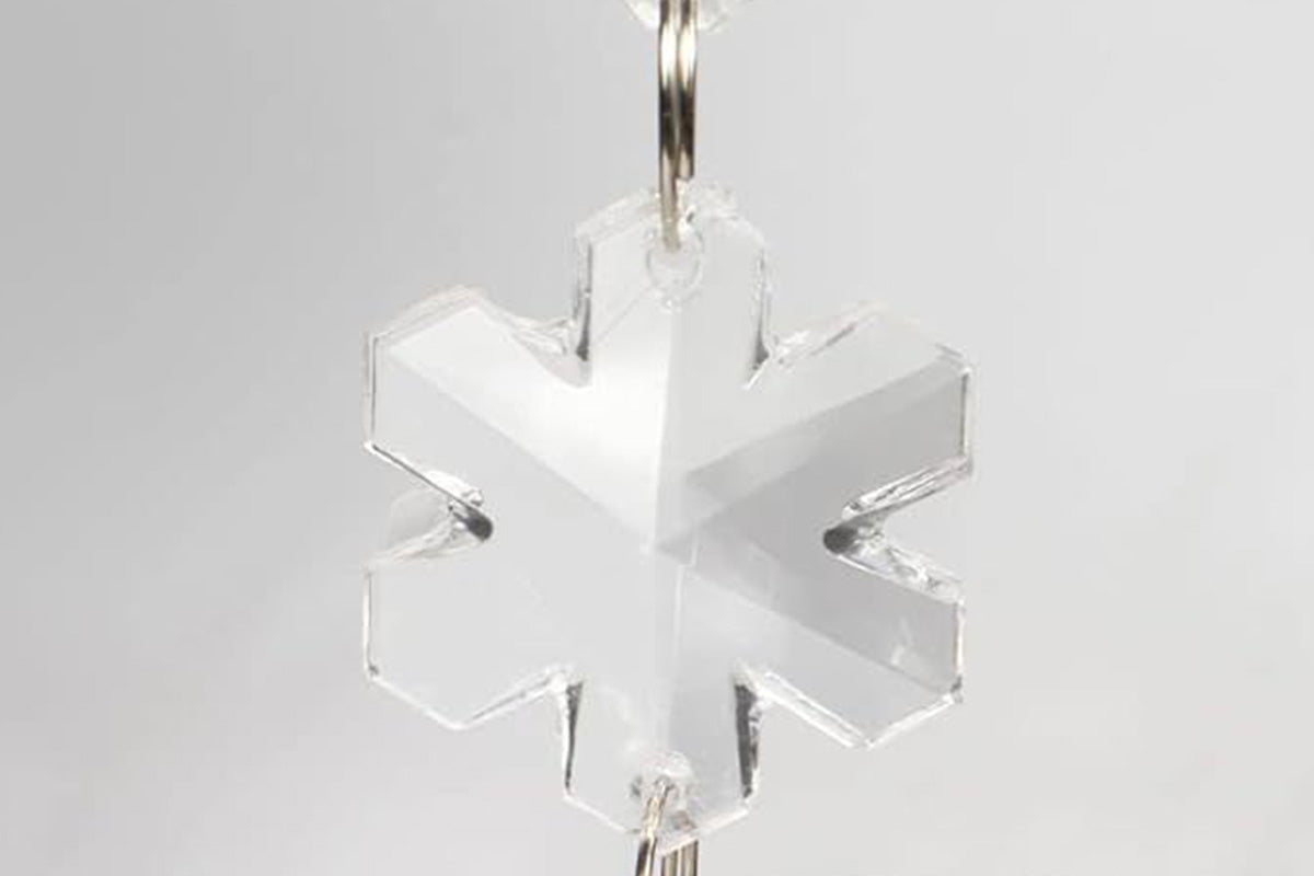 18Pcs Hanging Acrylic Christmas Snowflake Icicle Drop Ornaments for Xmas Tree