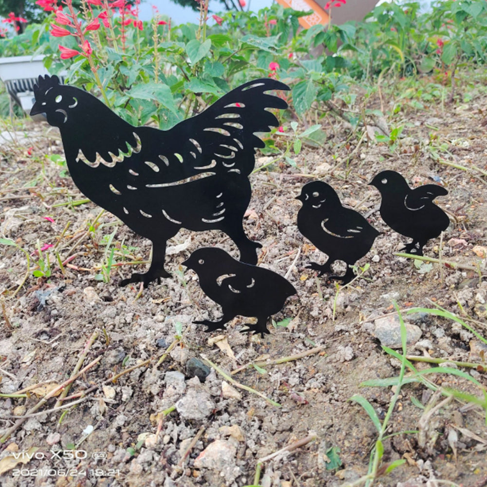 4Pcs Metal Hen and Chicks Silhouette Garden Stakes