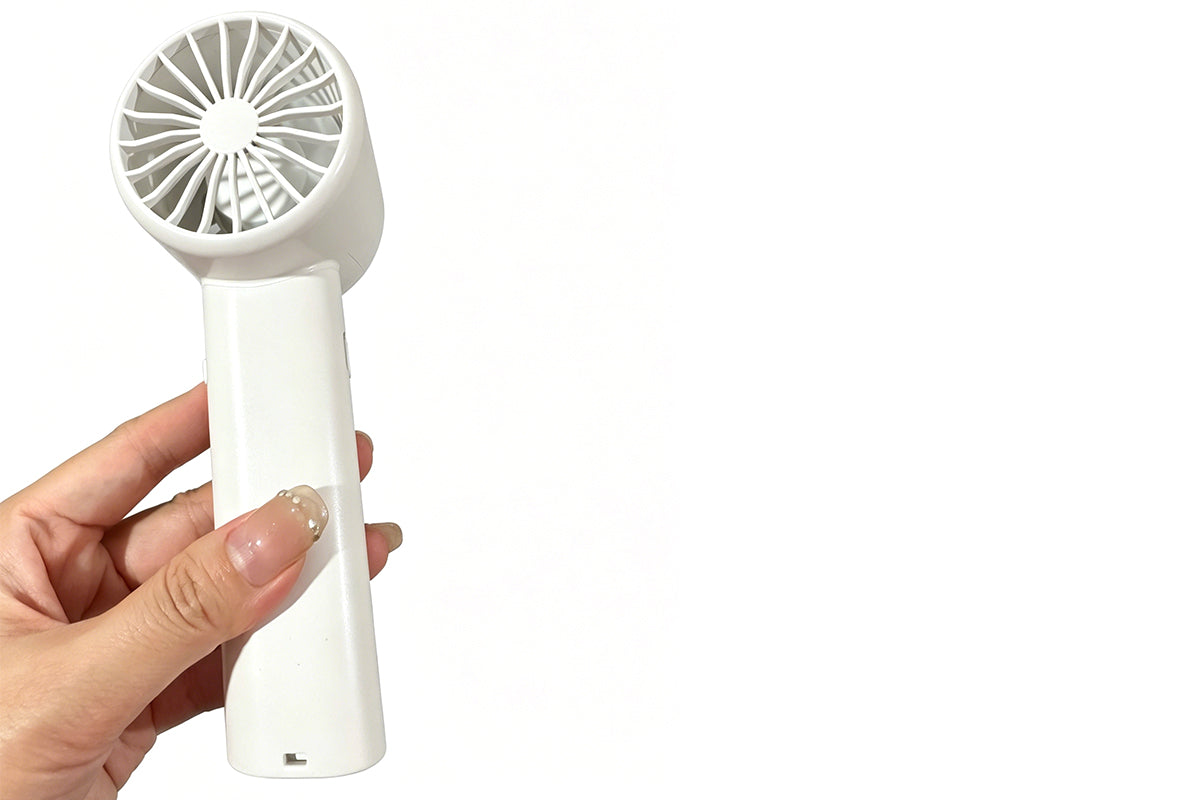 Digital Display USB Fan with 120 Speeds