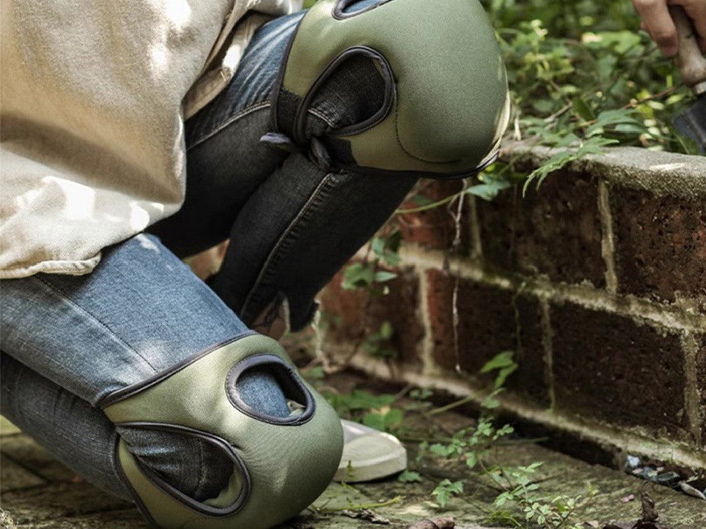 Gardening Knee Pads Kneeler Knee Protective Cushions Adjustable Knee Braces