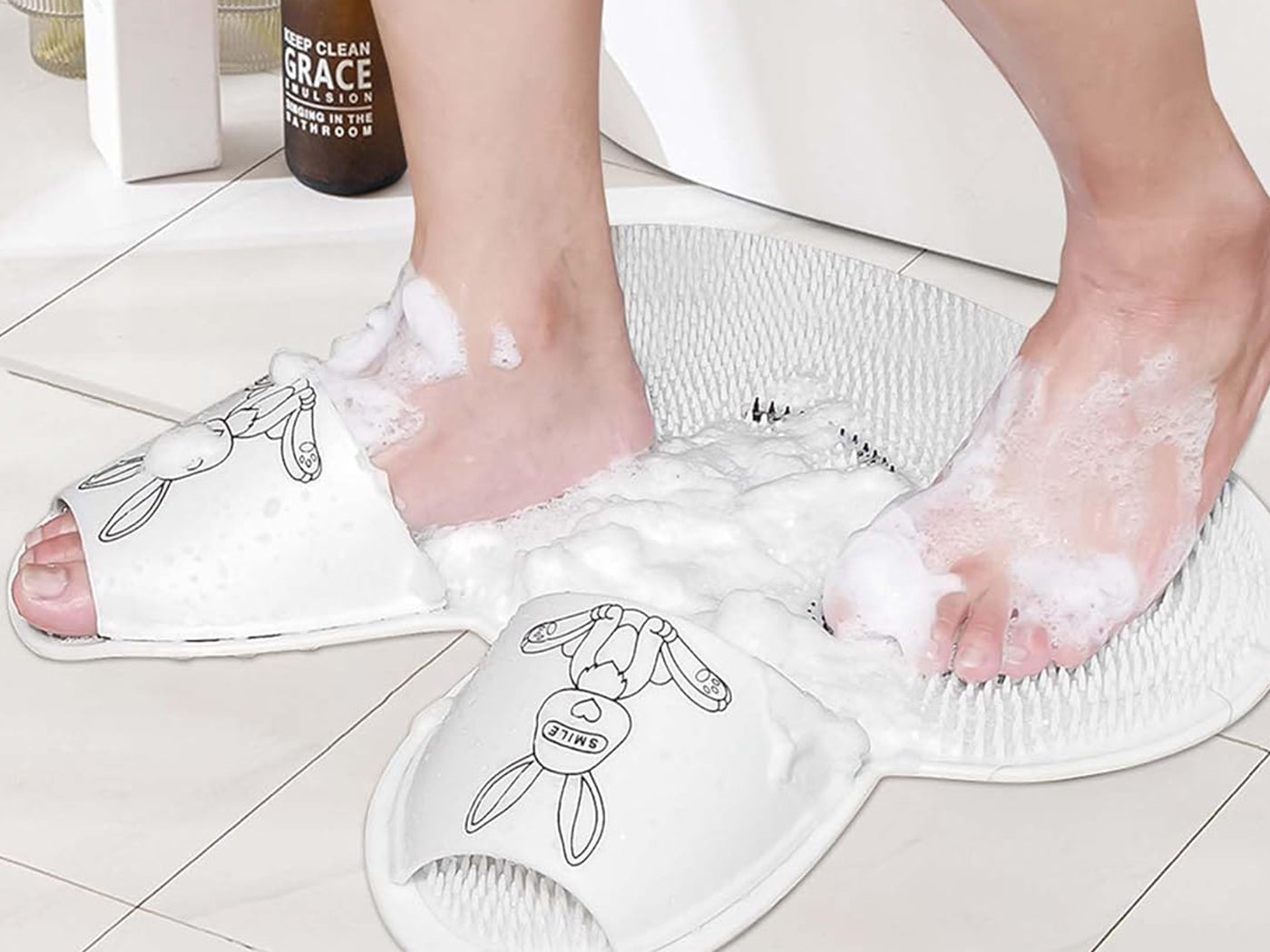 Shower Foot Scrubber Mat Rabbit-Shaped Silicone Foot Scrubber Pad