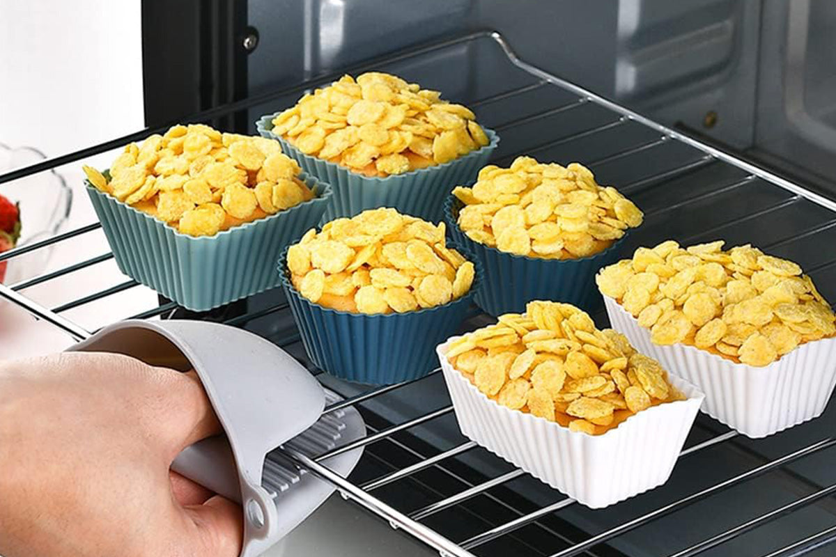24-Pack Silicone Cupcake Baking Cups Mixed Colors & 3 Shapes