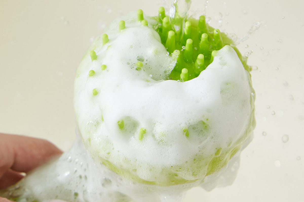 2 In 1 Dog Bath Brush With Built In Shampoo Dispenser Dog Shampoo Brush Bubble Maker
