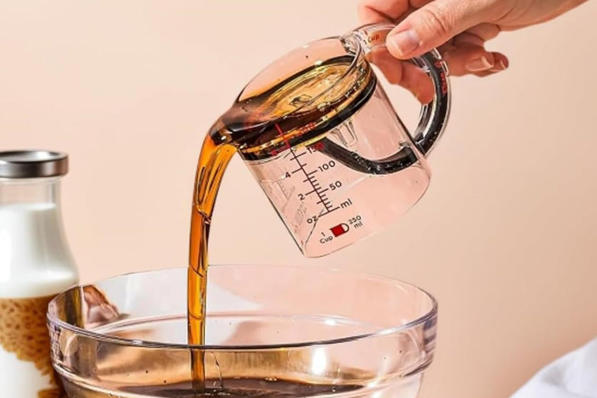 4-in-1 Adjustable Measuring Cup for Baking Cooking with Scraper Base