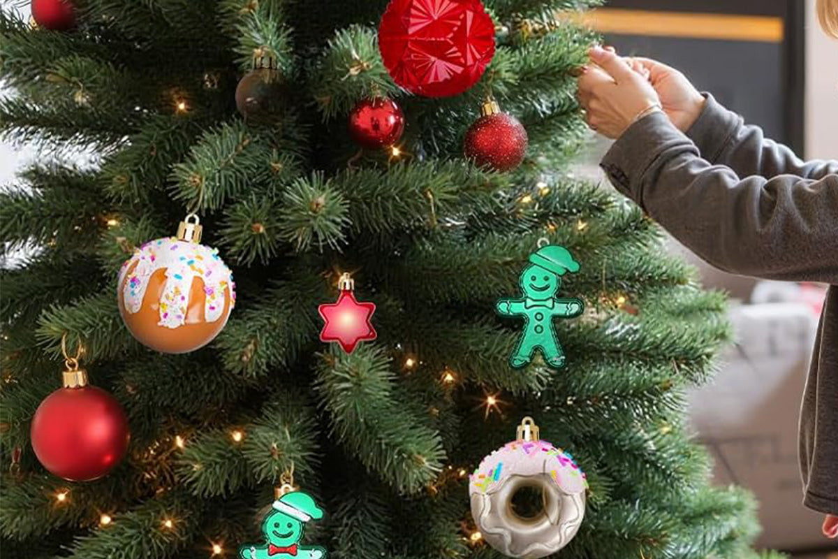 42-Piece Christmas Tree Decorations Ornament Set